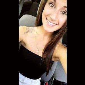 Meet your Posher, Érika